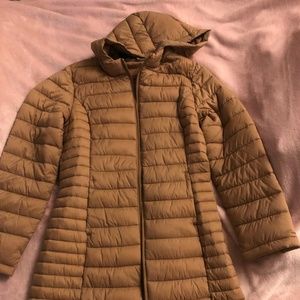 Tan Lightweight Packable Jacket Size Medium
